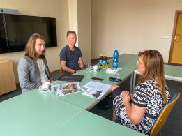 Miroslav Scheiner a Viktor Holý pracují na projektu PilotInnCities, inspirovaném helsinským modelem agilního pilotování inovací. Snaží se tento přístup adaptovat pro české prostředí. Informace o projektu najdete na webu Interreg Danube