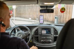 Na Svitavsku od května běží pilotní projekt #ZkusBus, který by mohl být revolucí v cestování. Jízdní řády si totiž ve speciální aplikaci určují sami cestující